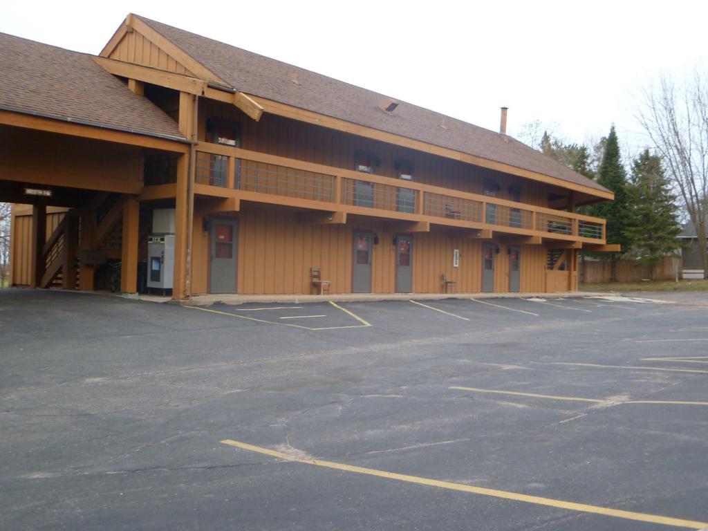 Timber Inn Motel Phillips 外观 照片